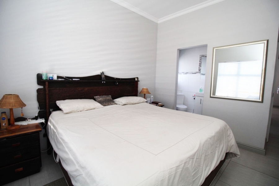 2 Bedroom Property for Sale in Vredenburg Western Cape